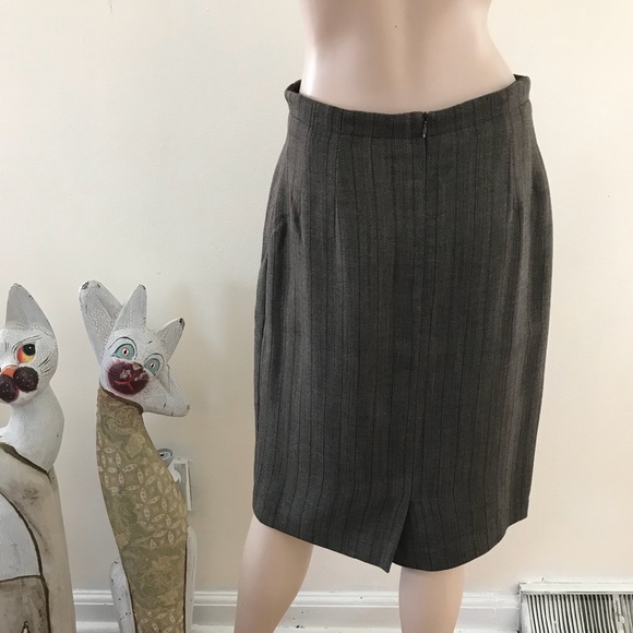 Marisa Minicucci Pinstriped Skirt Herringbone M/10 - Picture 6 of 6